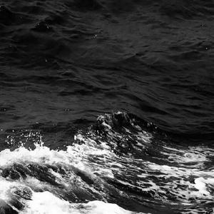 鸡巴勃起做爱射精av胸大性感
